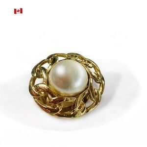 Butler vintage scarf clip 🇨🇦